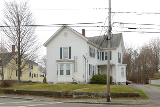 92 Winthrop St in Taunton, MA - Building Photo - Building Photo