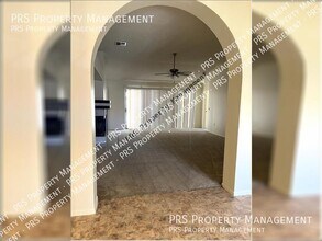 1238 E Laurel Ave in Gilbert, AZ - Building Photo - Building Photo