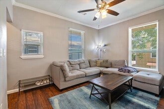 204 E 30th St in Austin, TX - Building Photo - Building Photo