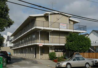 Sixth St. Apartments in San Jose, CA - Building Photo - Building Photo