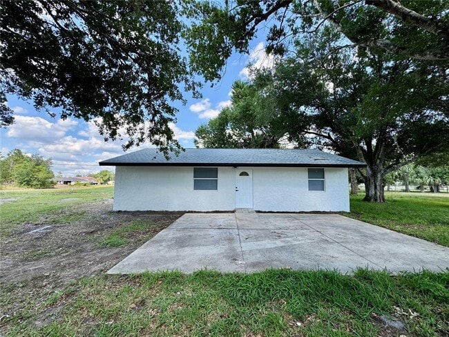390 Hazel Cir in Punta Gorda, FL - Building Photo - Building Photo