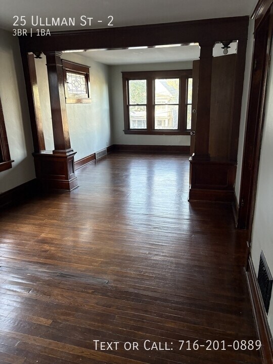 25 Ullman St in Buffalo, NY - Building Photo