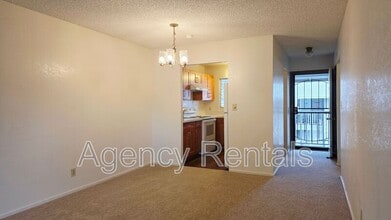 98-1461-1461 Kamahao St in Pearl City, HI - Foto de edificio - Building Photo