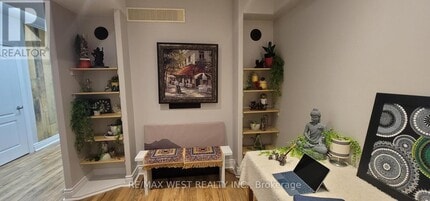 171 Westmeadow Dr in Kitchener, ON - Building Photo - Building Photo