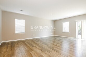 827 Gelderland Dr in Hampton, GA - Building Photo - Building Photo