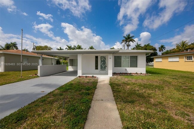 610 N 31st Ct in Hollywood, FL - Building Photo - Building Photo