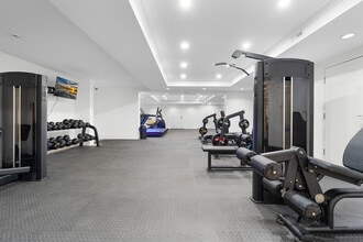 The Terrace on Lundy's in Niagara Falls, ON - Building Photo - Building Photo