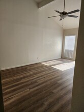5965 E Shields Ave in Fresno, CA - Building Photo - Building Photo