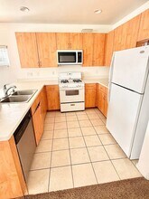 7946 Garden Stone Ct in Las Vegas, NV - Building Photo - Building Photo