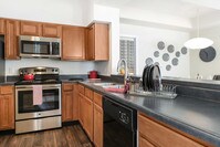 Building Photo - Glenbridge Manors Apartment Homes in Cincinnati, Ohio