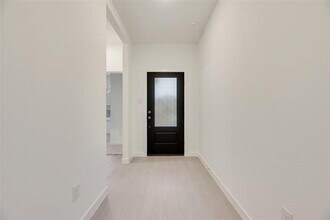 2013 Nokota Pkwy in Providence Village, TX - Foto de edificio - Building Photo