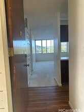 5210 Likini St in Honolulu, HI - Building Photo - Building Photo