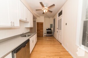 1208 W Wrightwood Ave, Unit 1208-G in Chicago, IL - Building Photo