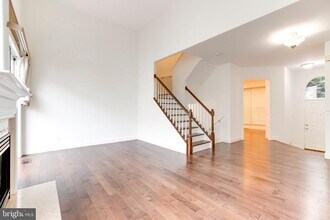 6021 Riddle Walk in Alexandria, VA - Building Photo - Building Photo