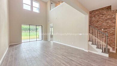 16134 Paynes Ml Dr in Bradenton, FL - Building Photo - Building Photo