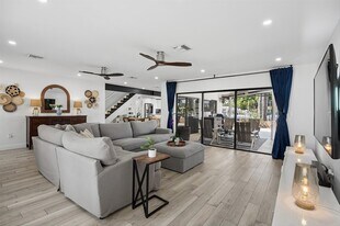 600 SW 8th Ter in Fort Lauderdale, FL - Building Photo