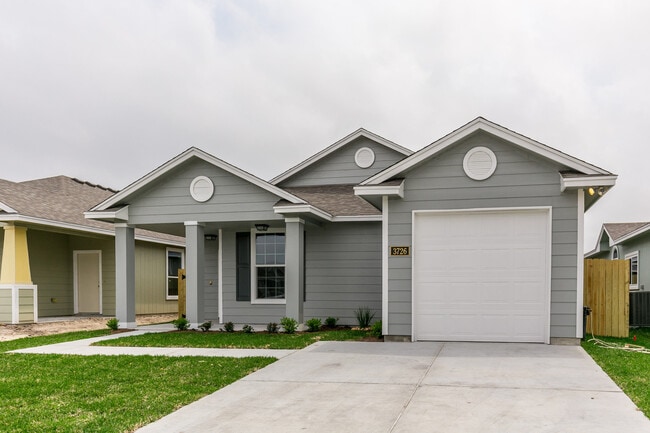 3726 Ahuja Dr in Corpus Christi, TX - Building Photo - Building Photo