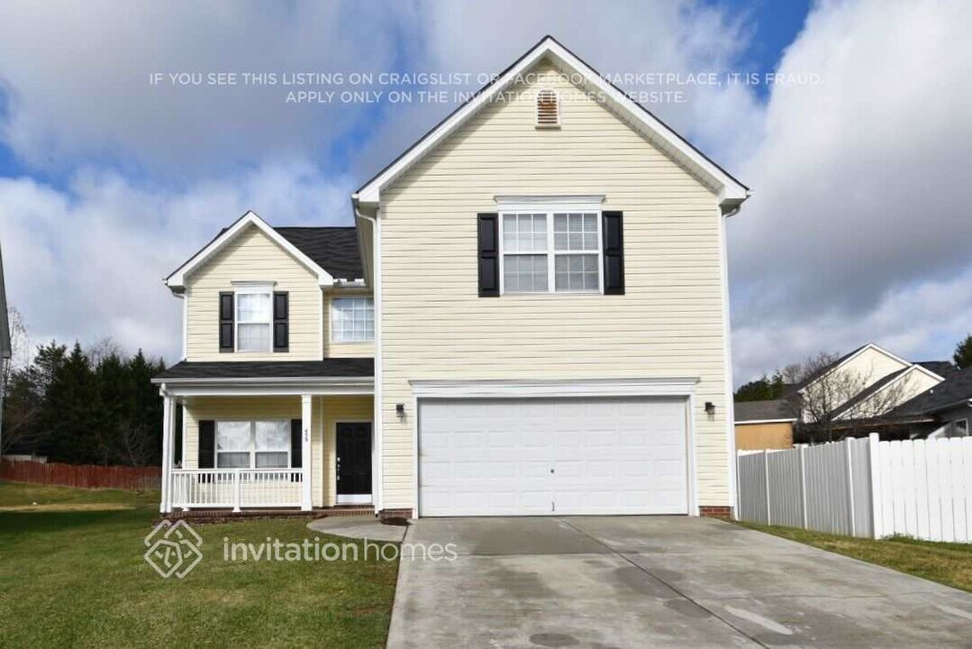 458 Pier Point Ct NW in Concord, NC - Building Photo