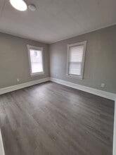 326 Washington St in Latrobe, PA - Foto de edificio - Building Photo