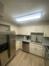 1825 St Julian Pl in Columbia, SC - Building Photo - Building Photo