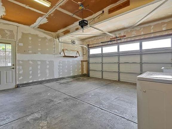 4043 Payne Ave in San Jose, CA - Building Photo - Building Photo