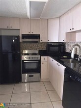 300 Oregon St in Hollywood, FL - Building Photo - Building Photo