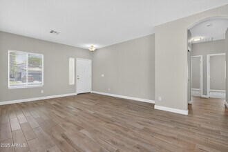 11902 W Jefferson St in Avondale, AZ - Building Photo - Building Photo