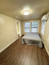 1425 Quintana Rd in San Antonio, TX - Building Photo - Building Photo