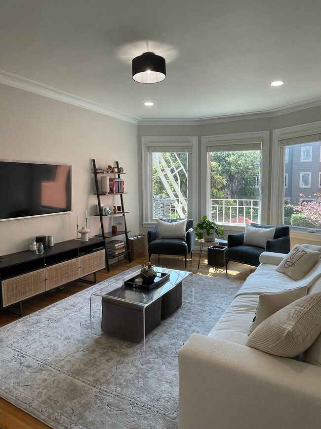 property at 1435 Bay St