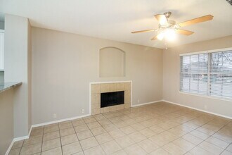 1616 Columbia Dr in Glenn Heights, TX - Building Photo - Building Photo