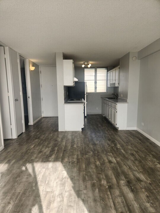 99-060 Kauhale St in Aiea, HI - Building Photo
