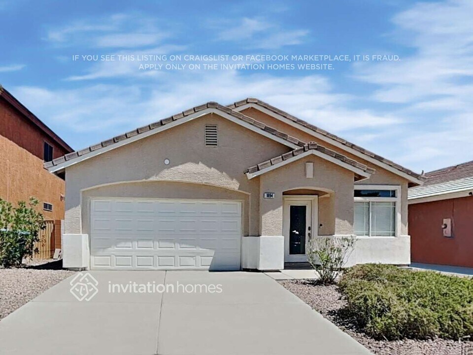1894 Ghost Trace Ave in Las Vegas, NV - Building Photo