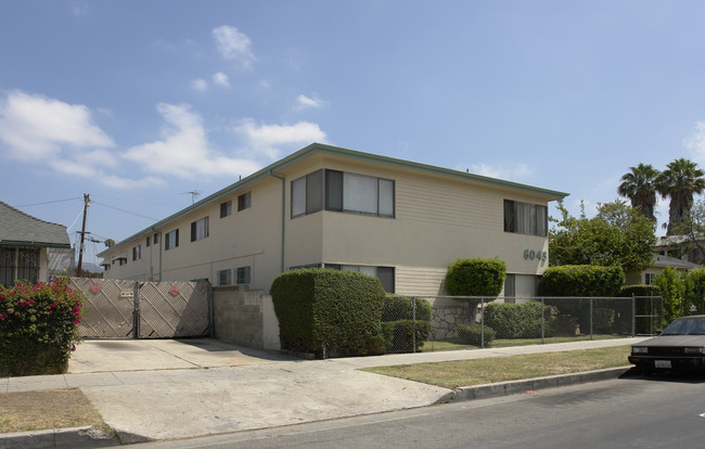 6043 Barton Ave in Los Angeles, CA - Building Photo - Building Photo