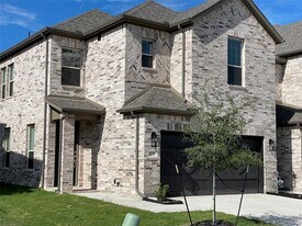 2937 Hamilton St in Plano, TX - Building Photo