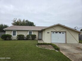 1349 Riva Cir in Callaway, FL - Building Photo