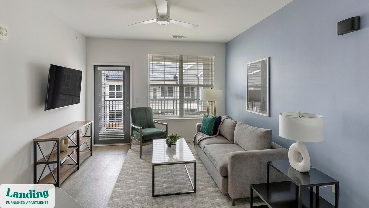 560 Jack Clift Blvd in Madison, AL - Building Photo