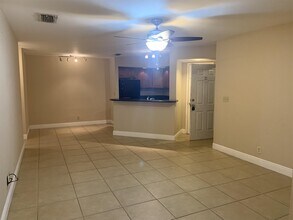 3370 Pinewalk Dr N in Margate, FL - Building Photo - Building Photo