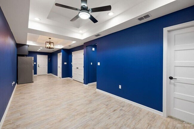 2118 Earth Ln-Unit -3 in Mission, TX - Building Photo - Building Photo