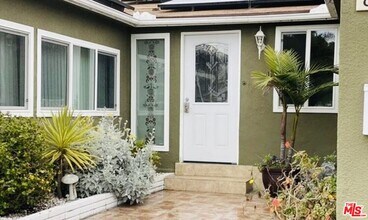 8120 Winsford Ave in Los Angeles, CA - Building Photo - Building Photo