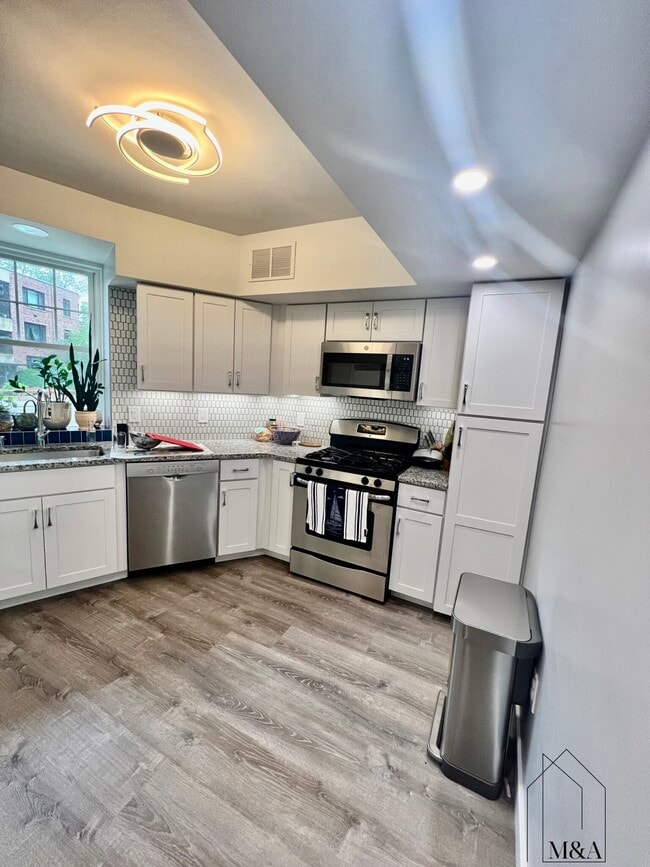 property at 576 Washington St