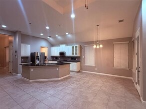 112 E Adelanta Place in Round Rock, TX - Building Photo - Building Photo