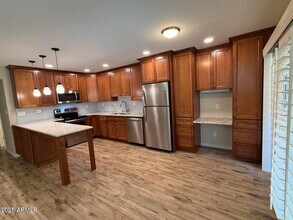 5525 E Thomas Rd in Phoenix, AZ - Building Photo - Building Photo