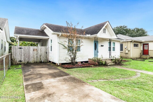 607 Coolidge St in Lafayette, LA - Building Photo - Building Photo