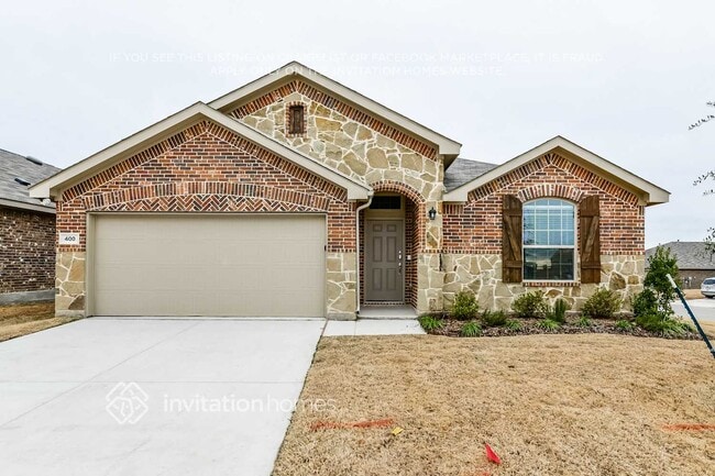 property at 400 Pollyann Trl