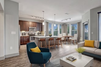 Enclave at the Dominion Apartments in San Antonio, TX - Foto de edificio - Building Photo