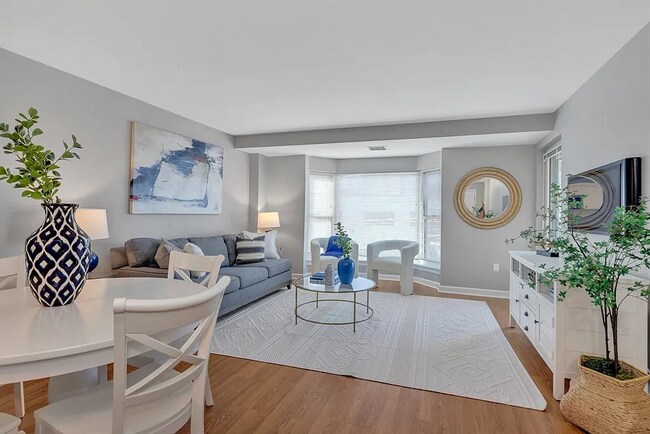 1 Watermill Pl in Arlington, MA - Building Photo - Building Photo