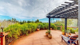 1625 Los Olivos Rd in Santa Rosa, CA - Building Photo