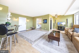 301 N Beauregard St in Alexandria, VA - Building Photo - Building Photo