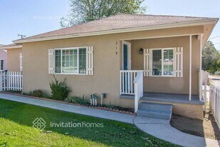 219 E 46th St in San Bernardino, CA - Building Photo
