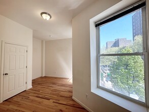 269 W 131st St in New York, NY - Building Photo - Interior Photo